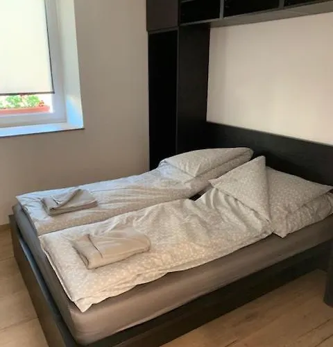 Loft Piheno Es Wellness Haz 펜션 블로톤퓌레드