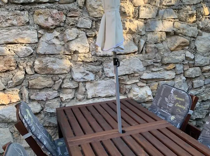 Сasa de vacaciones Loft Pihenő és Wellness Ház